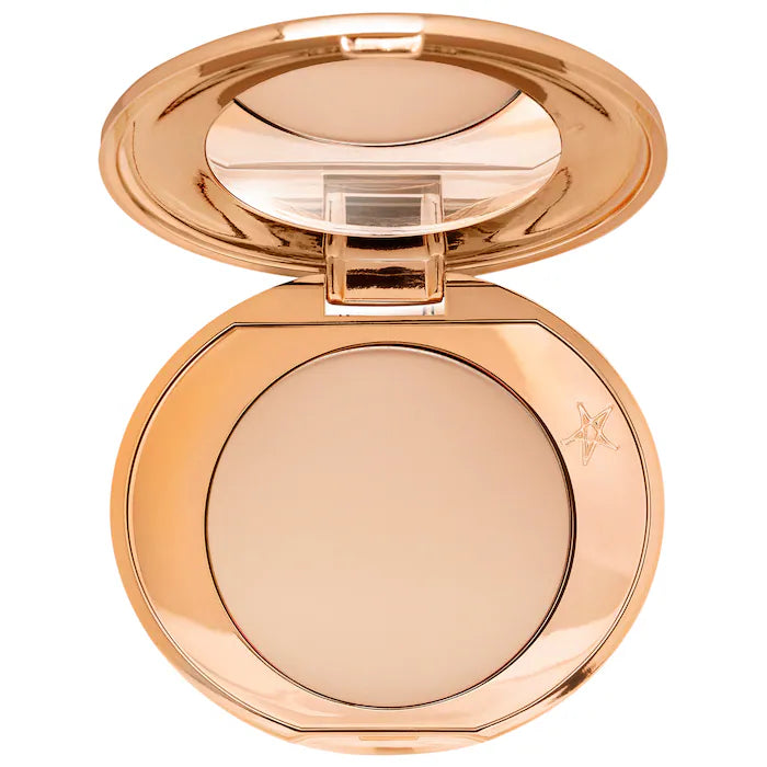 Charlotte Tilbury 
Airbrush Flawless Finish Refillable Blurring & Setting Powder