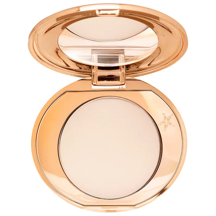 Charlotte Tilbury 
Airbrush Flawless Finish Refillable Blurring & Setting Powder
