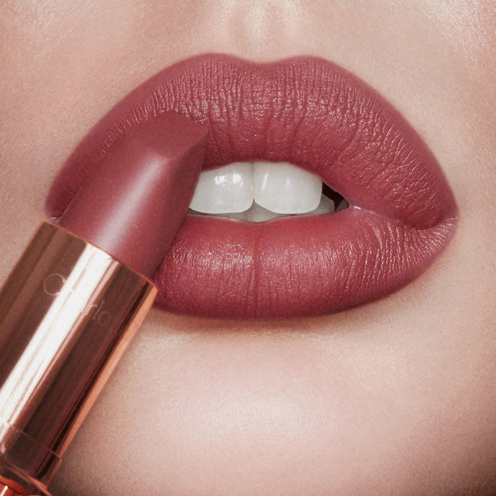 Charlotte Tilbury 
Mini Pillow Talk Lipstick & Liner Set